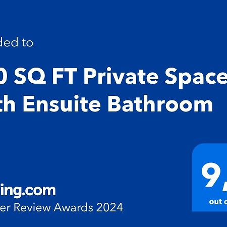 680 Sq Ft Private Space With Ensuite Bathroom カルガリー エクステリア 写真